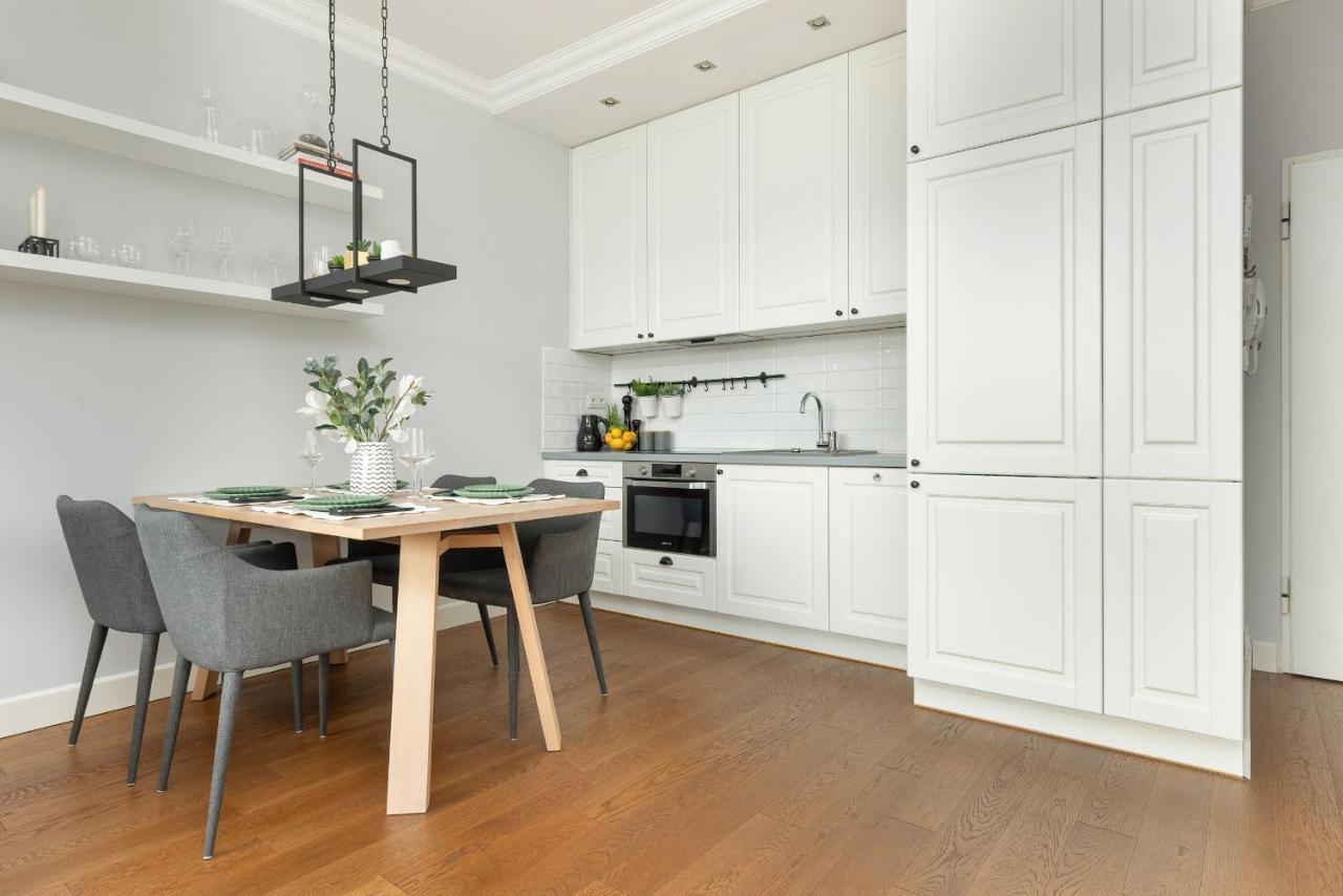 Cozy Apartment Gieysztora Wilanow By Noclegi Renters 华沙 外观 照片