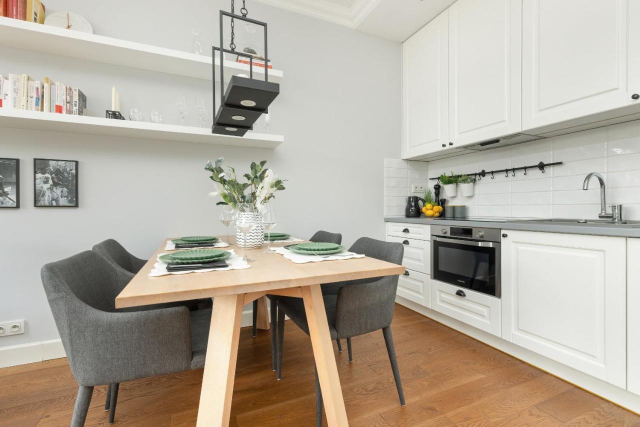 Cozy Apartment Gieysztora Wilanow By Noclegi Renters 华沙 外观 照片